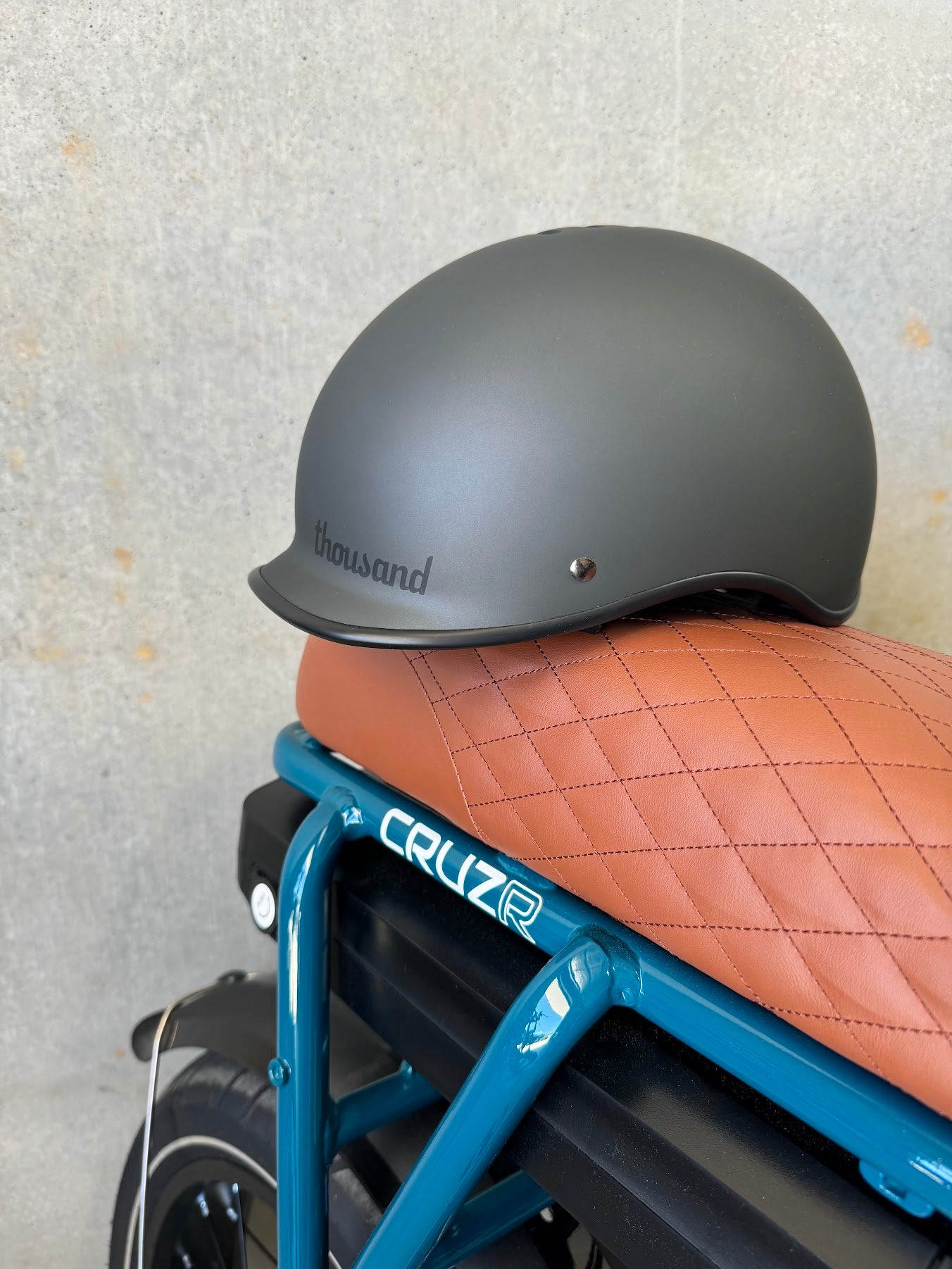 Thousand Heritage Helmet - Stealth Black